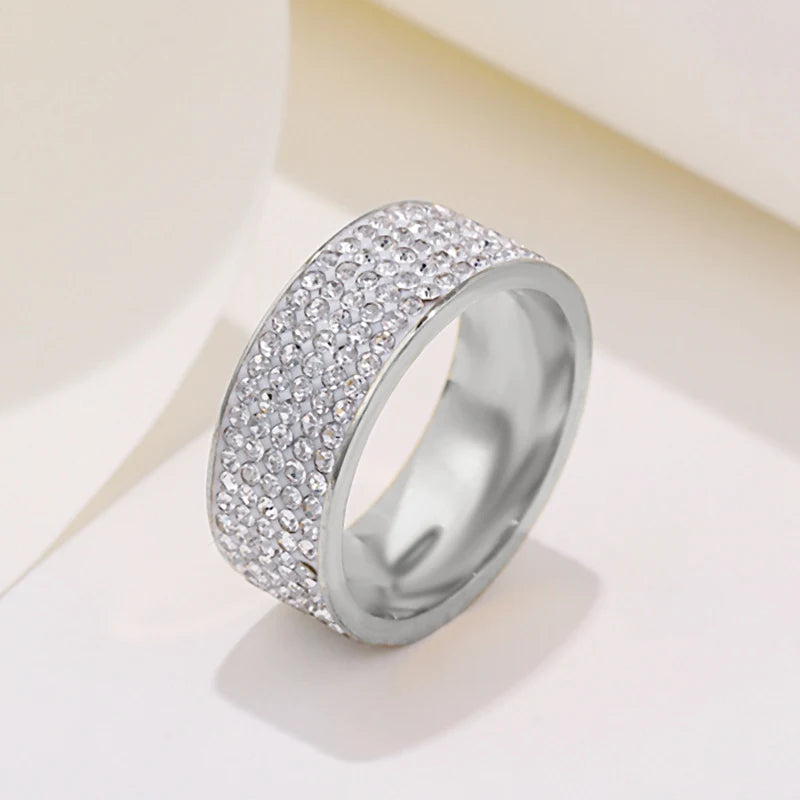 8mm Women's Full Rhinestone Shiny Wide Rings Stainless Steel Gold Silver Color for Men Hiphop Fashion Jewelry for Party WC029