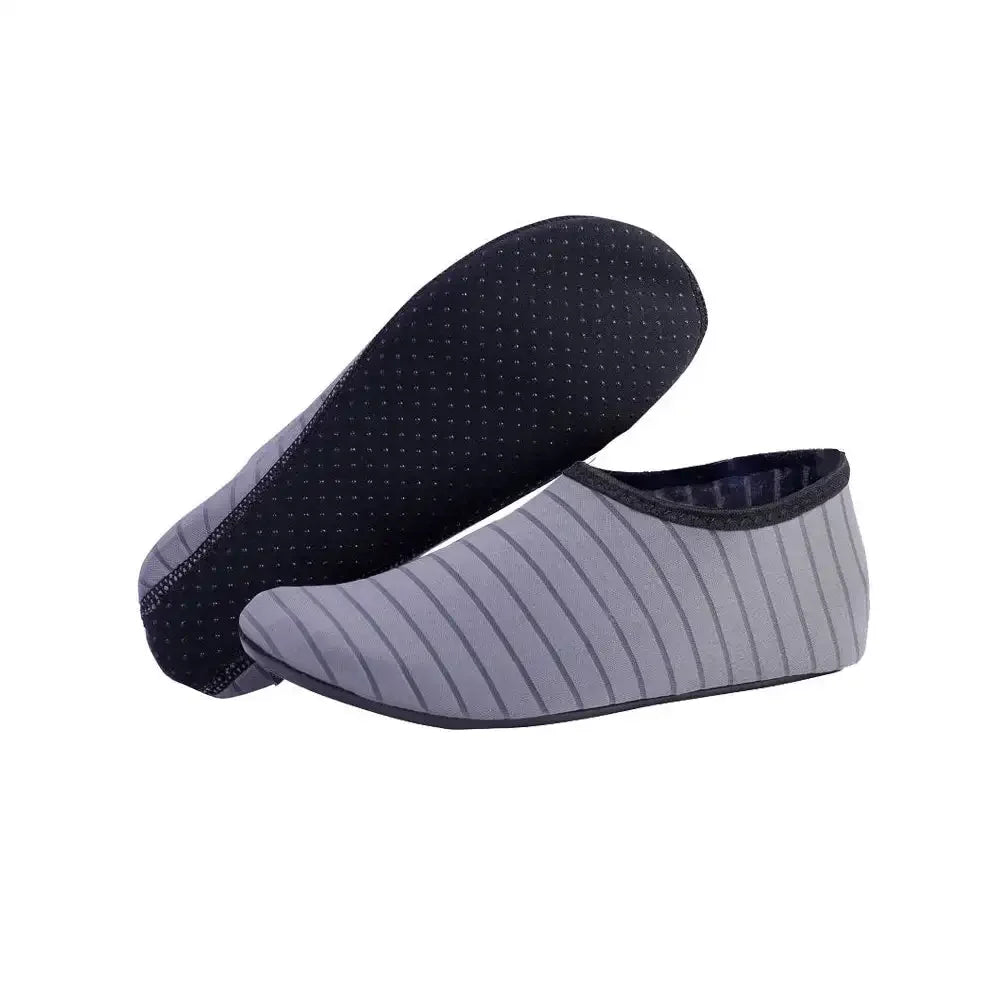 Quick Dry Water Shoes Rubber Sole Diving Shoes Unisex Beach Swimming Diving Socks Non-Slip Seaside Surfing Adult Kids Socks
