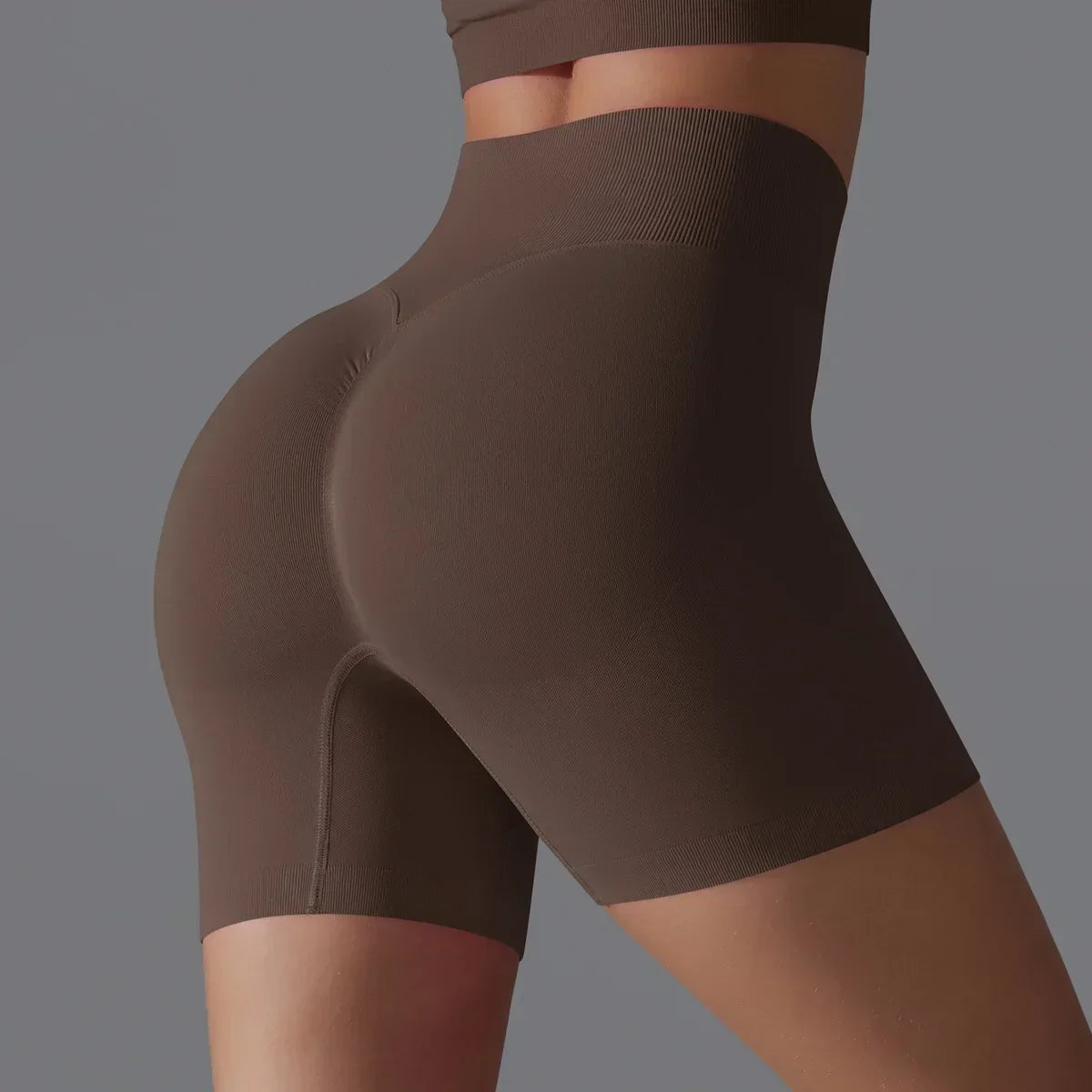 Seamless Solid Color Yoga Shorts, Tight Fitting Running and Fitness Yoga Clothes, High Waist and Hip Lifting Peach Sports Pants