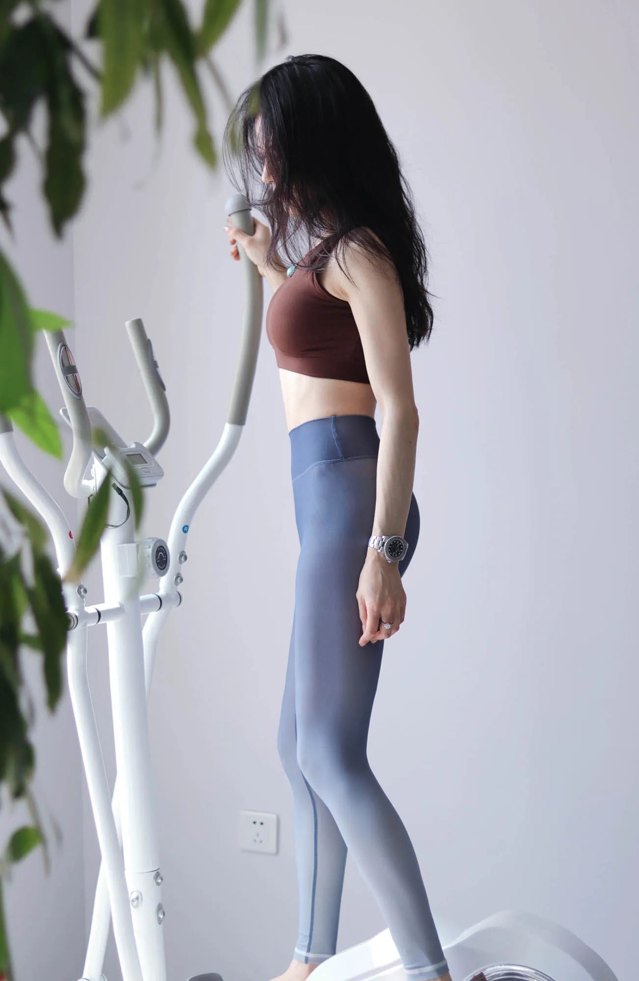 Women's Gradient Color Hip Lifting Fitness Pants High Waist Peach Butt Pants Running Sports Stretch Yoga Pants Outdoor Wear