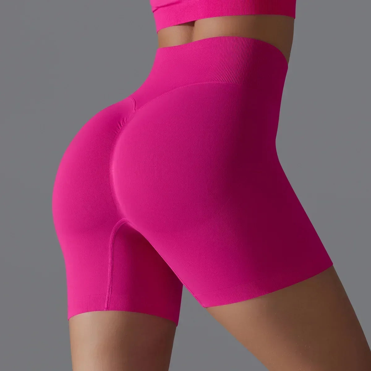 Seamless Solid Color Yoga Shorts, Tight Fitting Running and Fitness Yoga Clothes, High Waist and Hip Lifting Peach Sports Pants