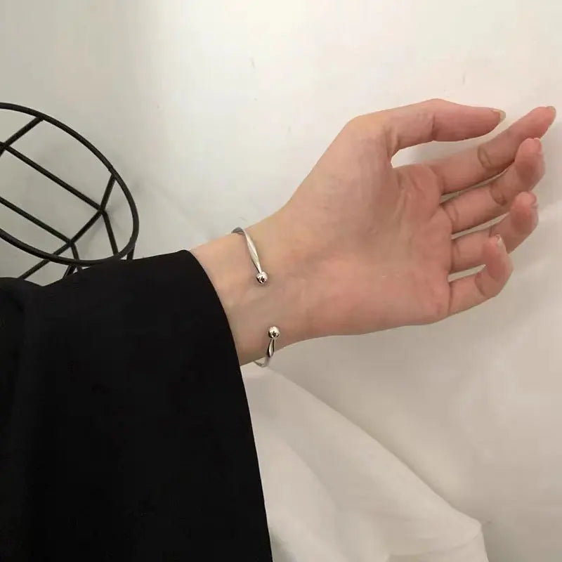 Simple Trendy Irregular Mobius Twist Open Cuff Bangle Bracelets For Women Gold Color Adjustable Jewelry Noeud Armband Pulseiras