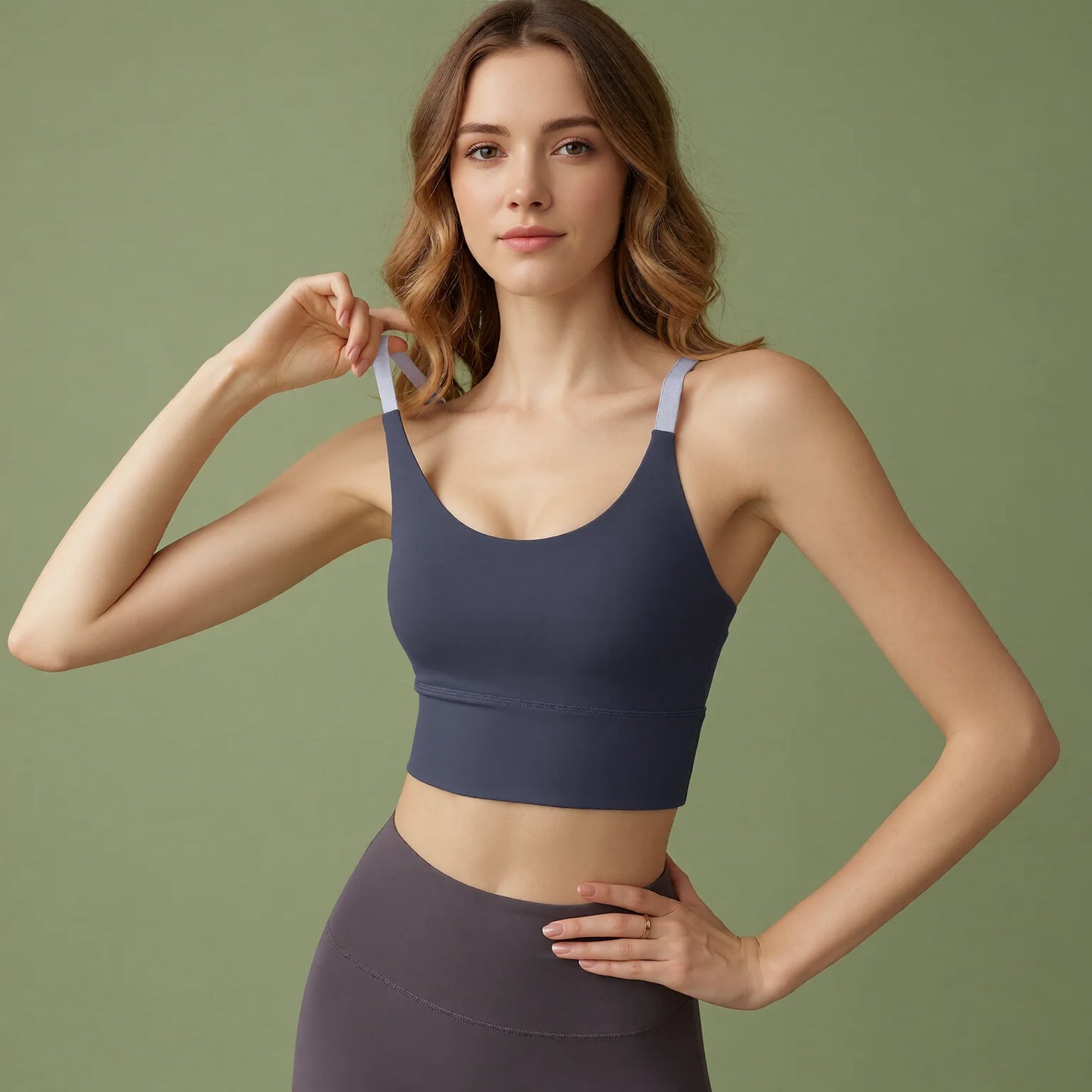 seamless supportive sports bra with wide straps for yoga pilates and training