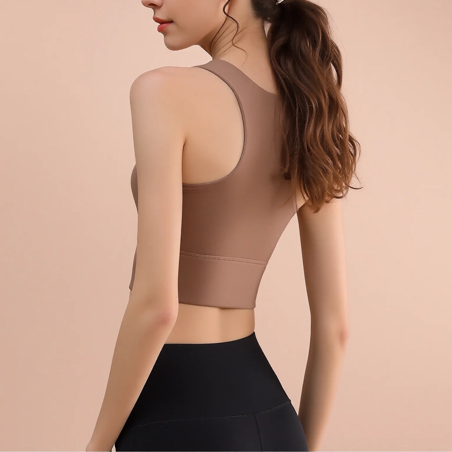 Supportive Seamless Sports Bra for Running and Yoga