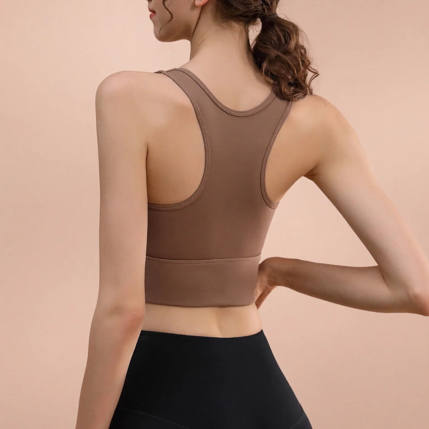 Supportive Seamless Sports Bra for Running and Yoga