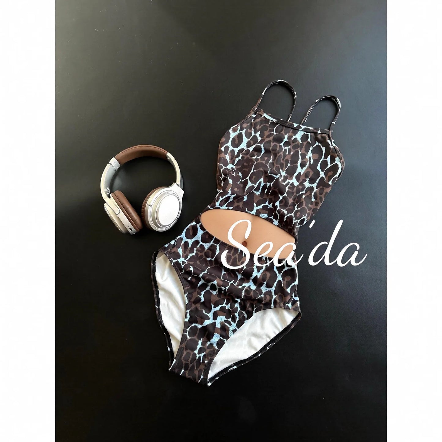 Mid-cut professional swimwear for competitive swimming