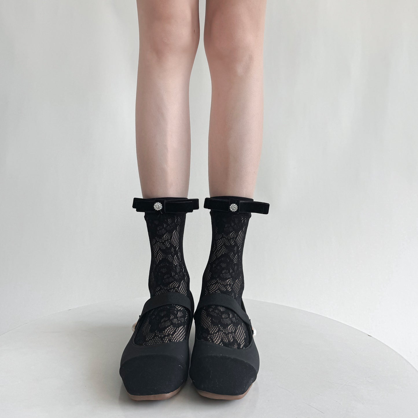 Lace Ankle Socks with Bow Detail - Cream and Black