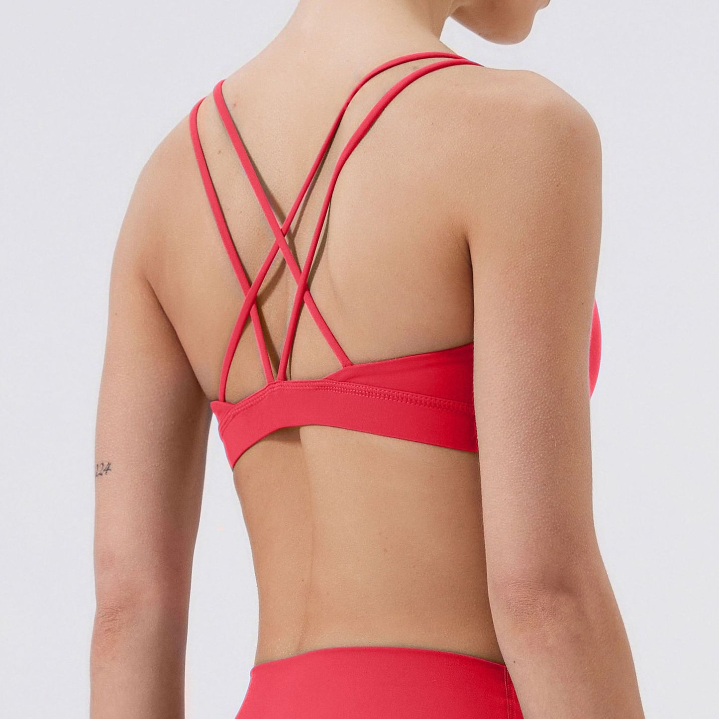 Bare Feel Cross-Back Sports Bra: Breathable Yoga Crop with Supportive Straps