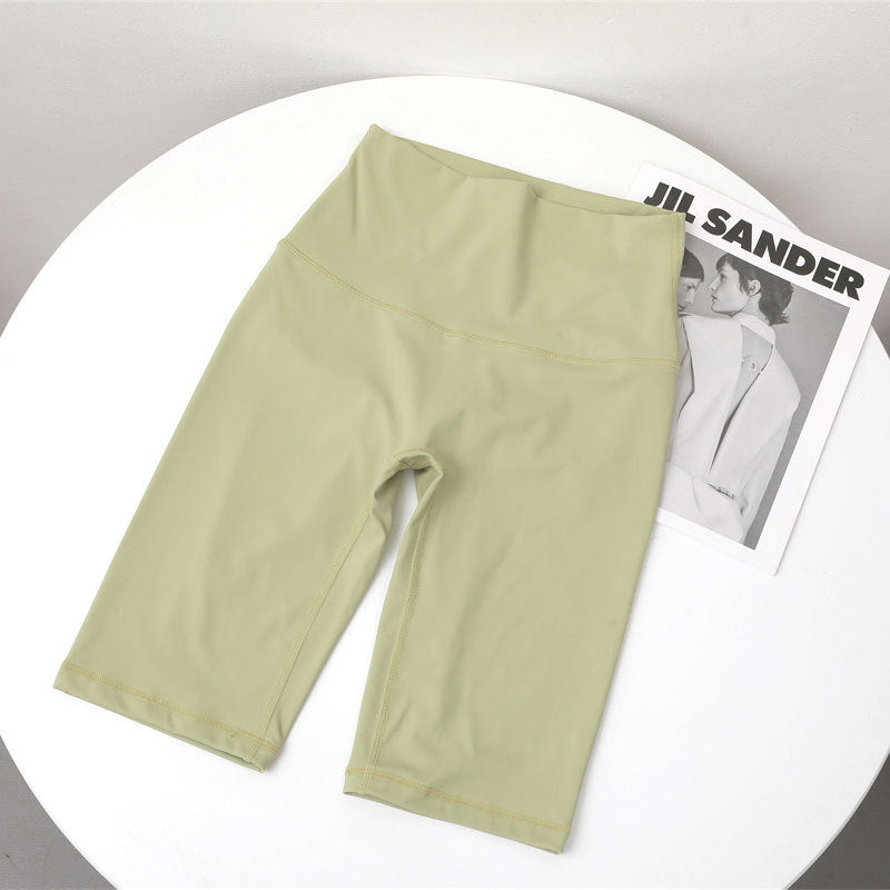 High-waisted five-quarter yoga shorts: sculpting comfort for summer athleisure