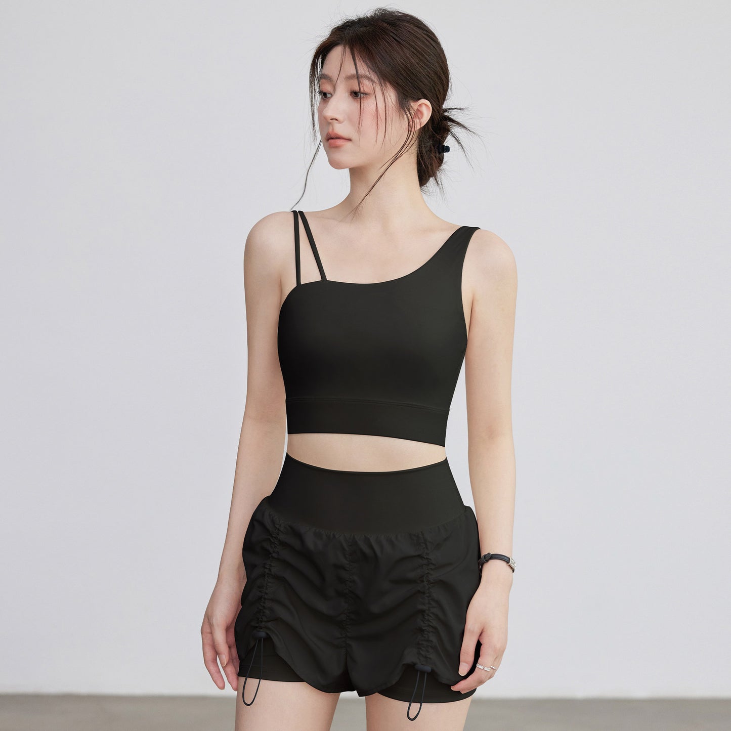 High-Intensity Seamless Sports Bra with Built-In Pads for Running Yoga and Pilates