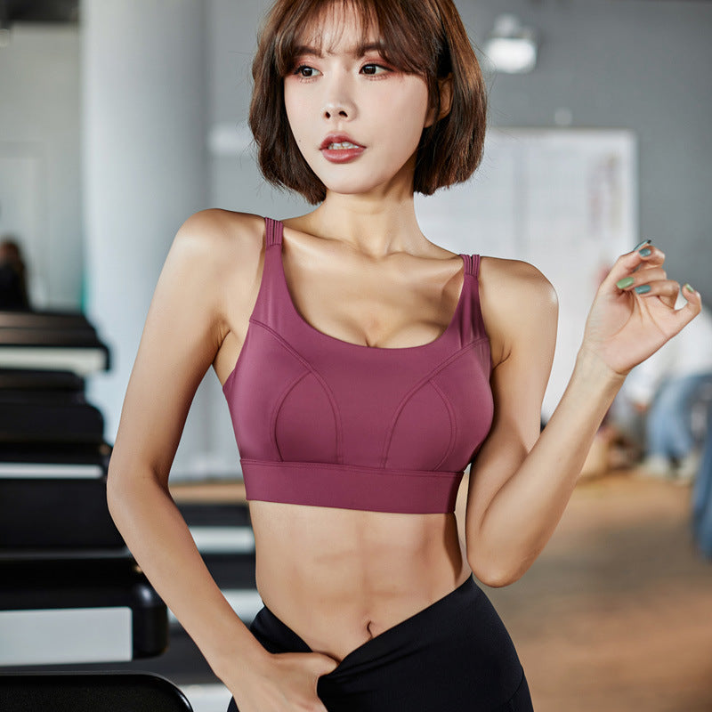 High-intensity sports bra with thin straps, support & breathable fabric