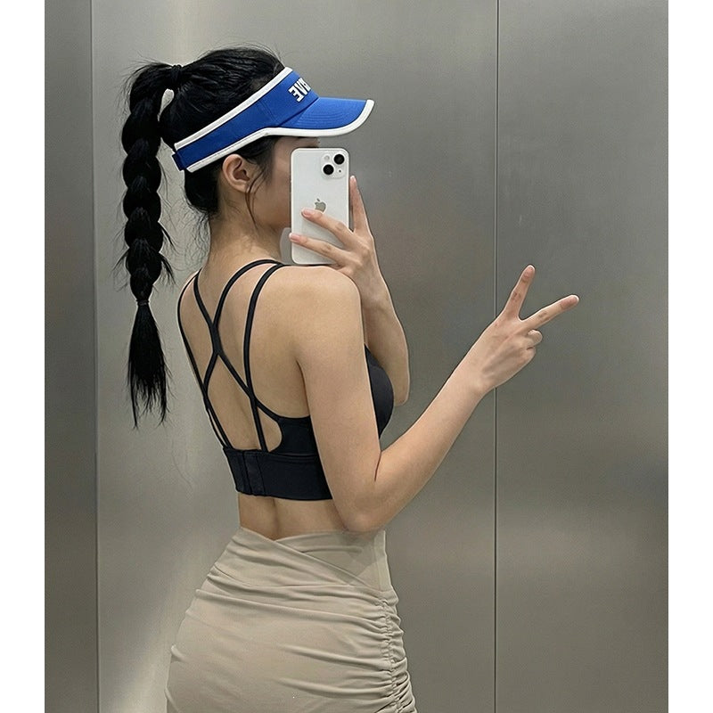 Seamless one-piece sports bra, summer thin crop tank top, crisscross back detail