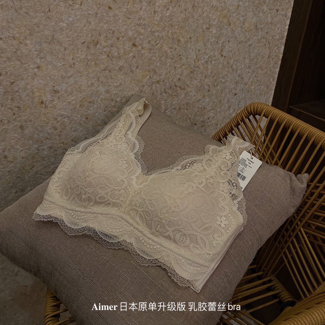 Lace Wireless Push-Up Bra for Small Bust - Wide Strap Cami Style