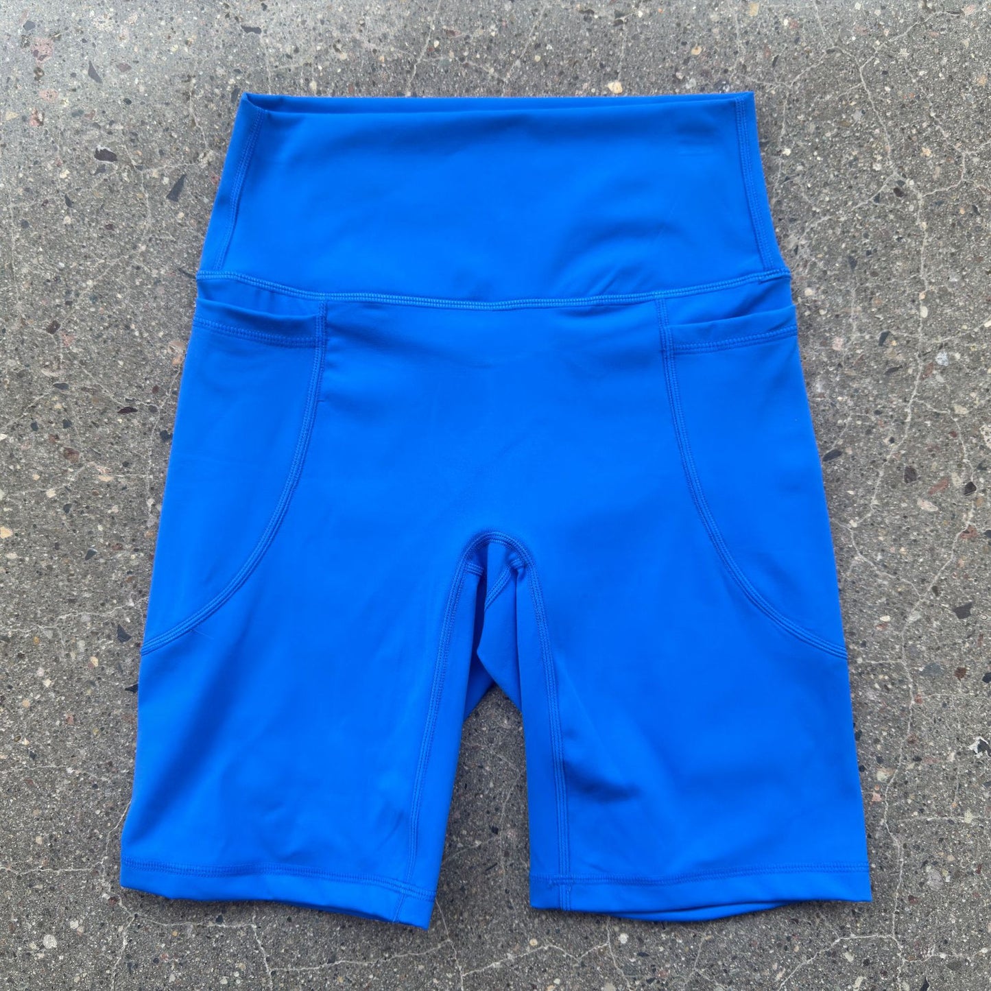 High-waisted double-face brushed fabric yoga shorts