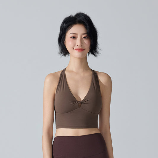 Sculpting Yoga Camisole with Textured Racerback for Comfortable Everyday Wear