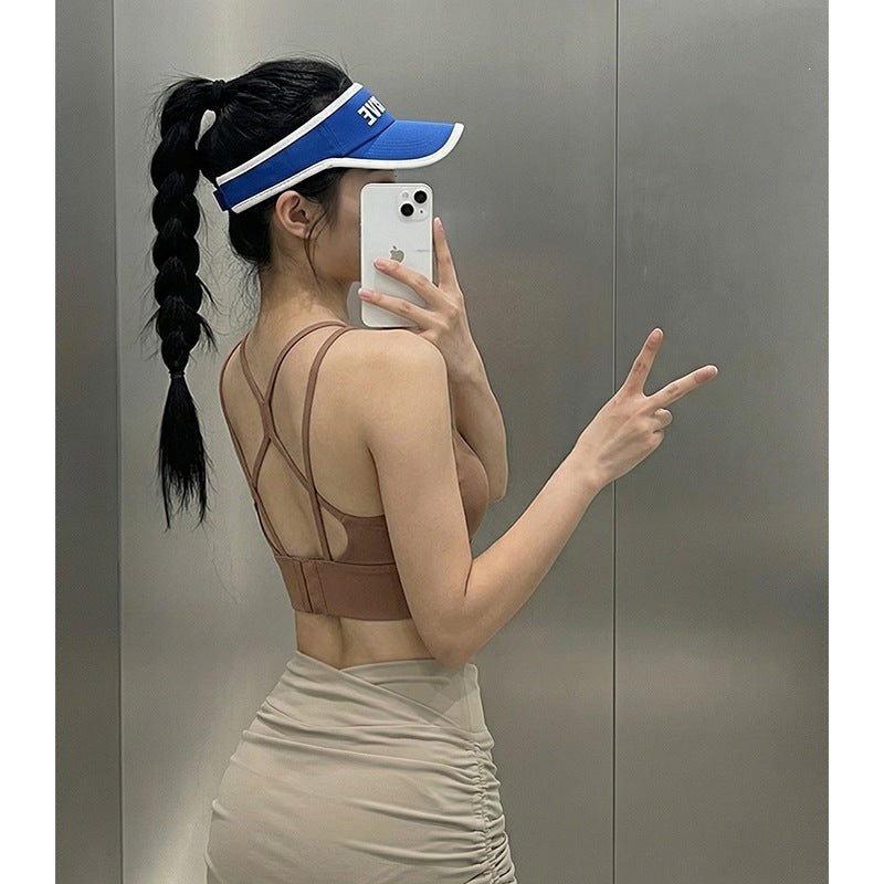 Seamless one-piece sports bra, summer thin crop tank top, crisscross back detail
