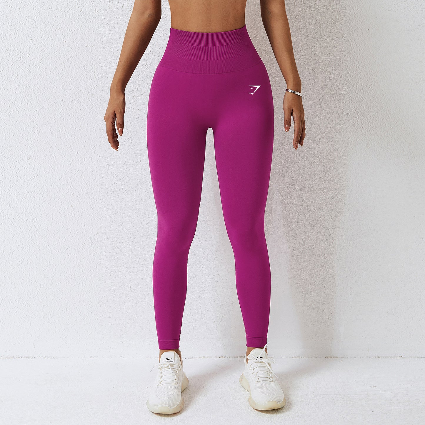 High-waisted butt-lifting yoga leggings mid-length gym training