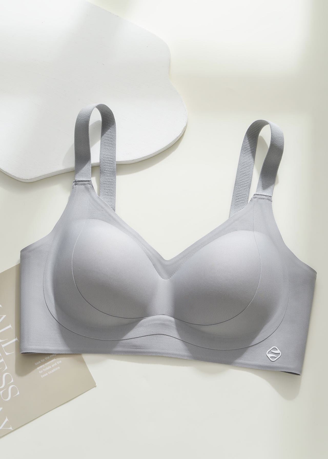 Frameless Jelly Cup Bra with Side Gather Support