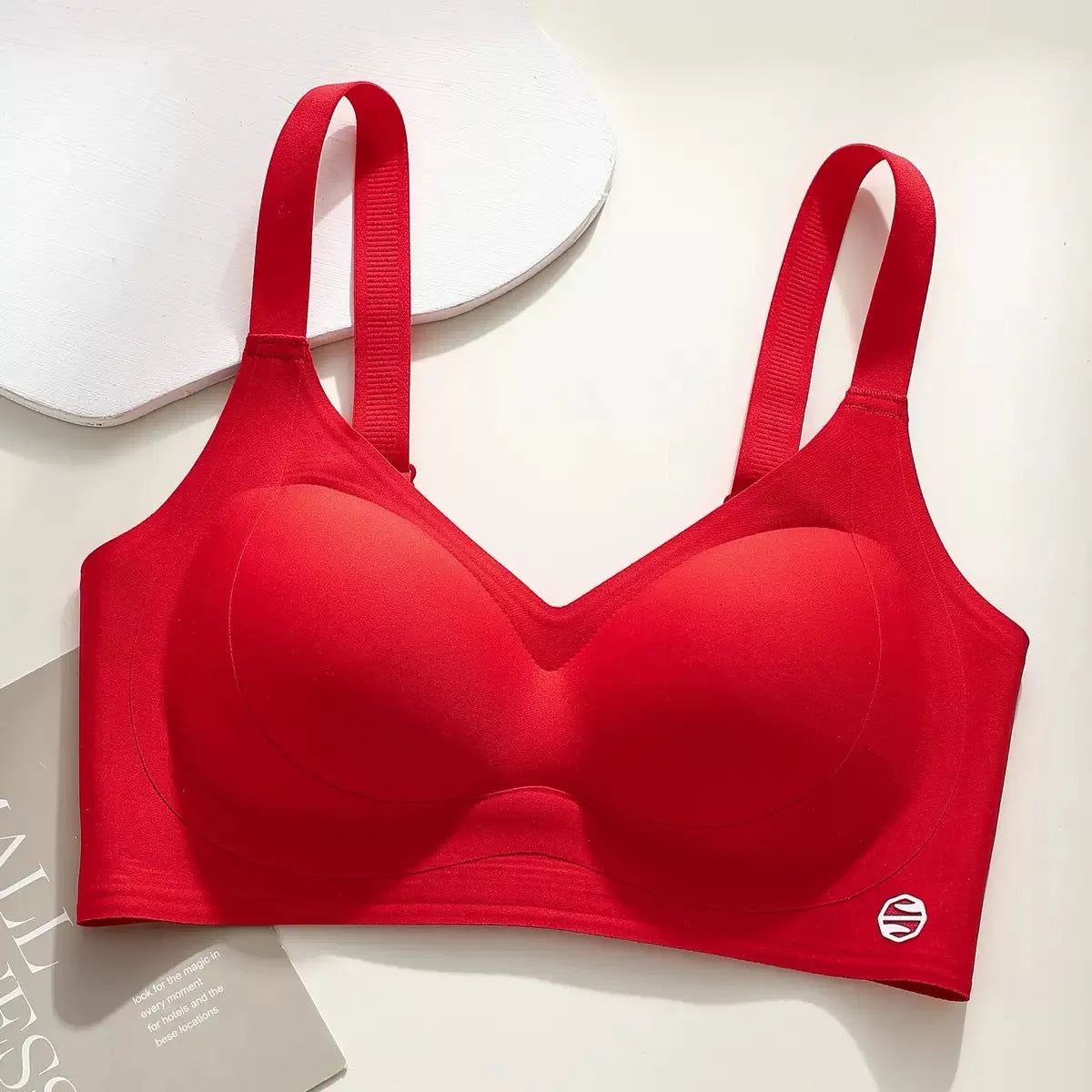Frameless Jelly Cup Bra with Side Gather Support