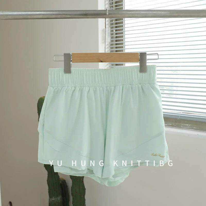 High-waisted comfy shorts