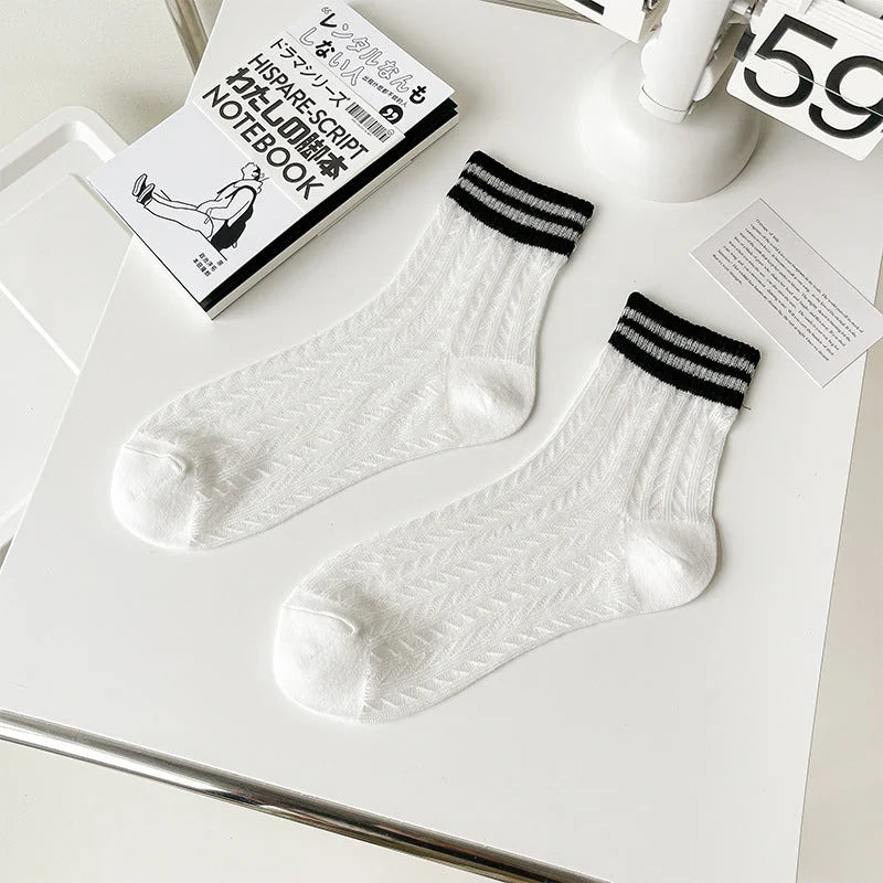 Women's Breathable Mesh Mid-Calf Socks Summer Thin Hollow Out