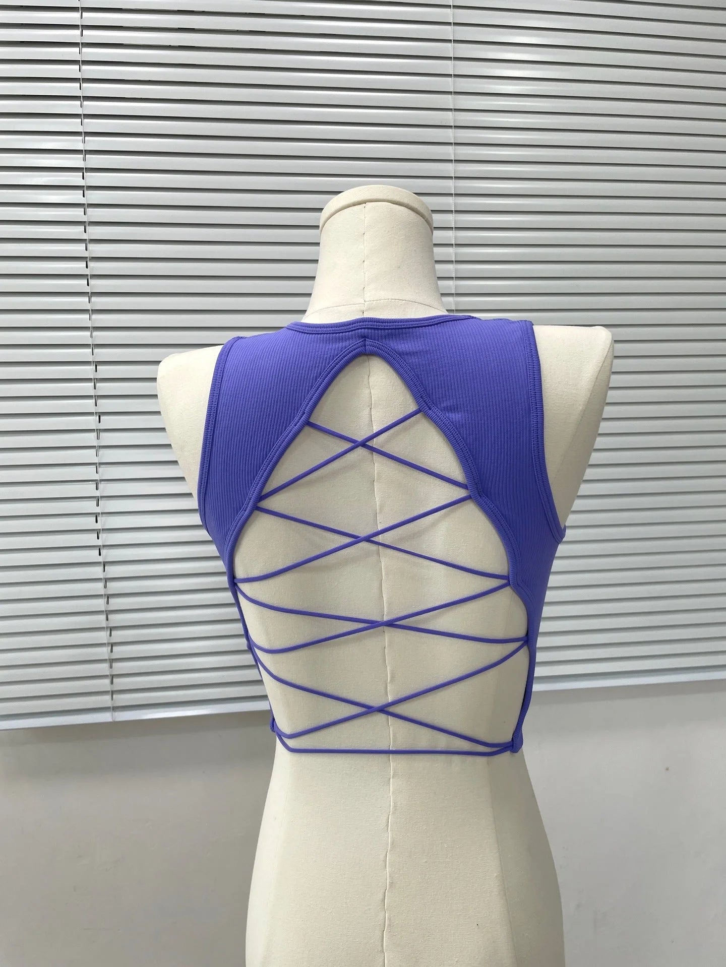 Crisscross Back Sports Bra with Built-in Pads - Yoga Fitness Top