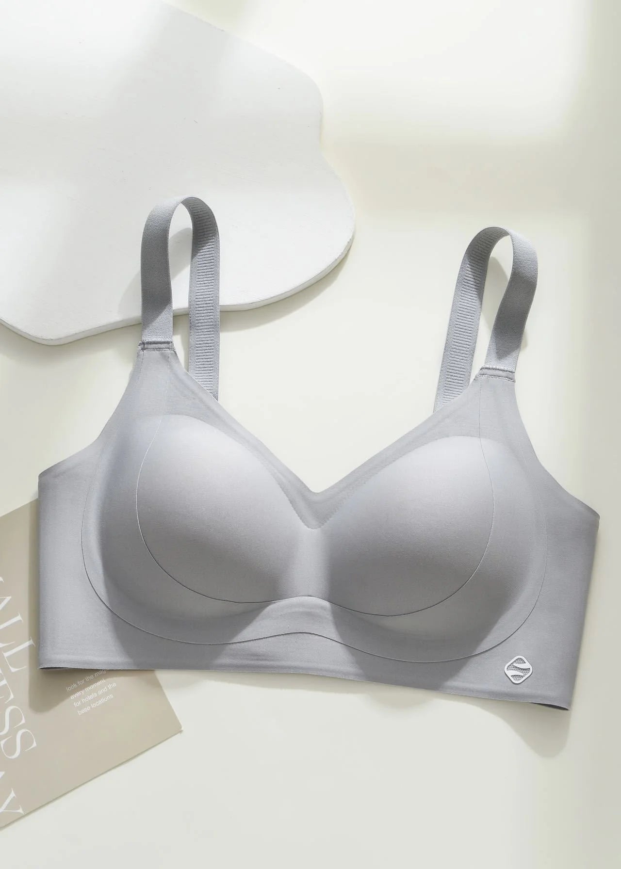 Frameless Jelly Cup Bra with Side Gather Support