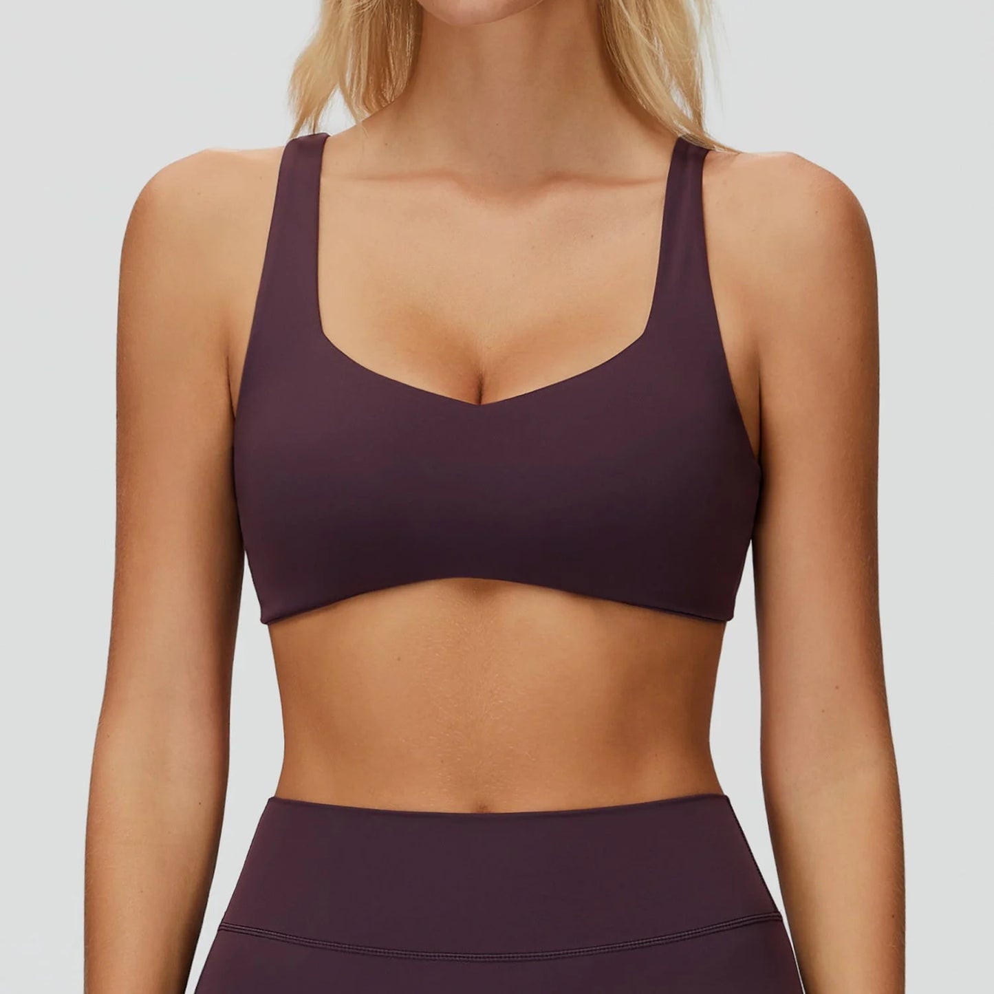 Crossback Strappy Sports Bra with High Support