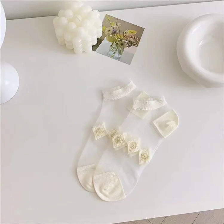 Sheer Lace Ankle Socks - Breathable Floral Pattern Cute Short Socks