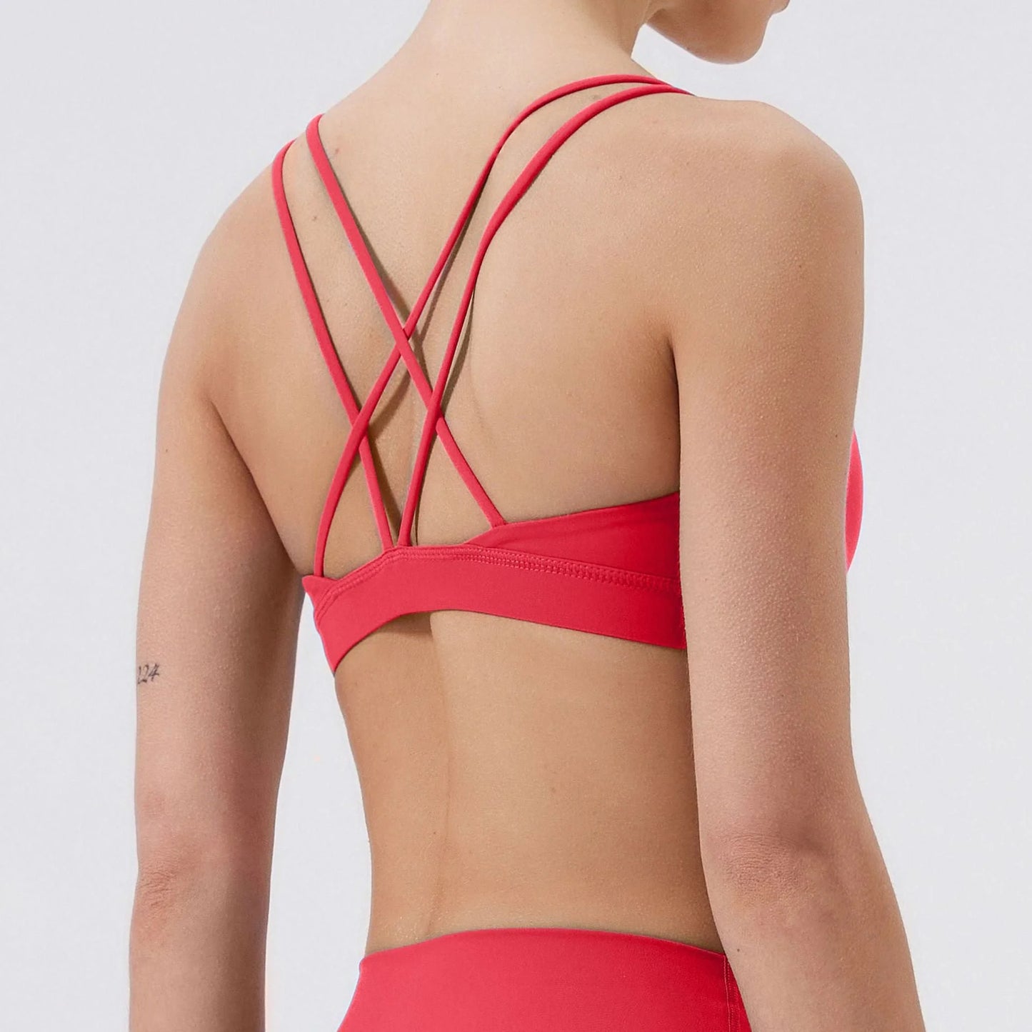 Bare Feel Cross-Back Sports Bra: Breathable Yoga Crop with Supportive Straps