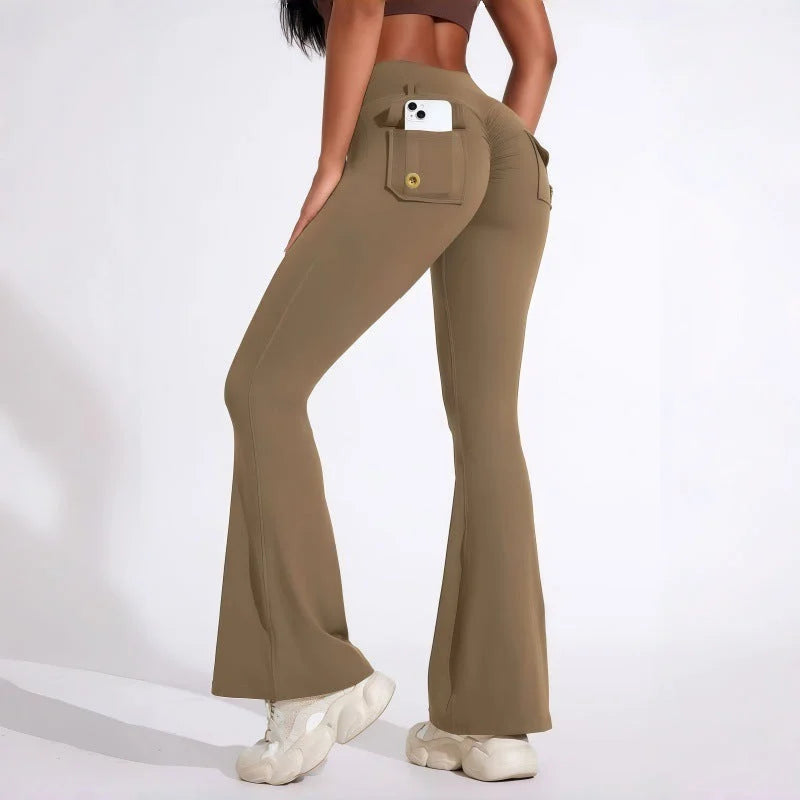 butt-lifting flared yoga leggings with cargo pockets