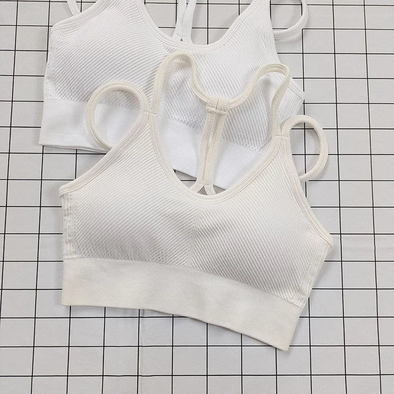 Nude feel sport bra with crisscross back