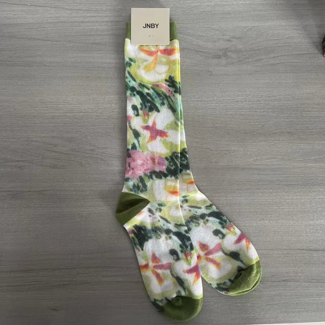 Vintage Jacquard Mid-Calf Socks for Women - Retro Patterned Crew Socks