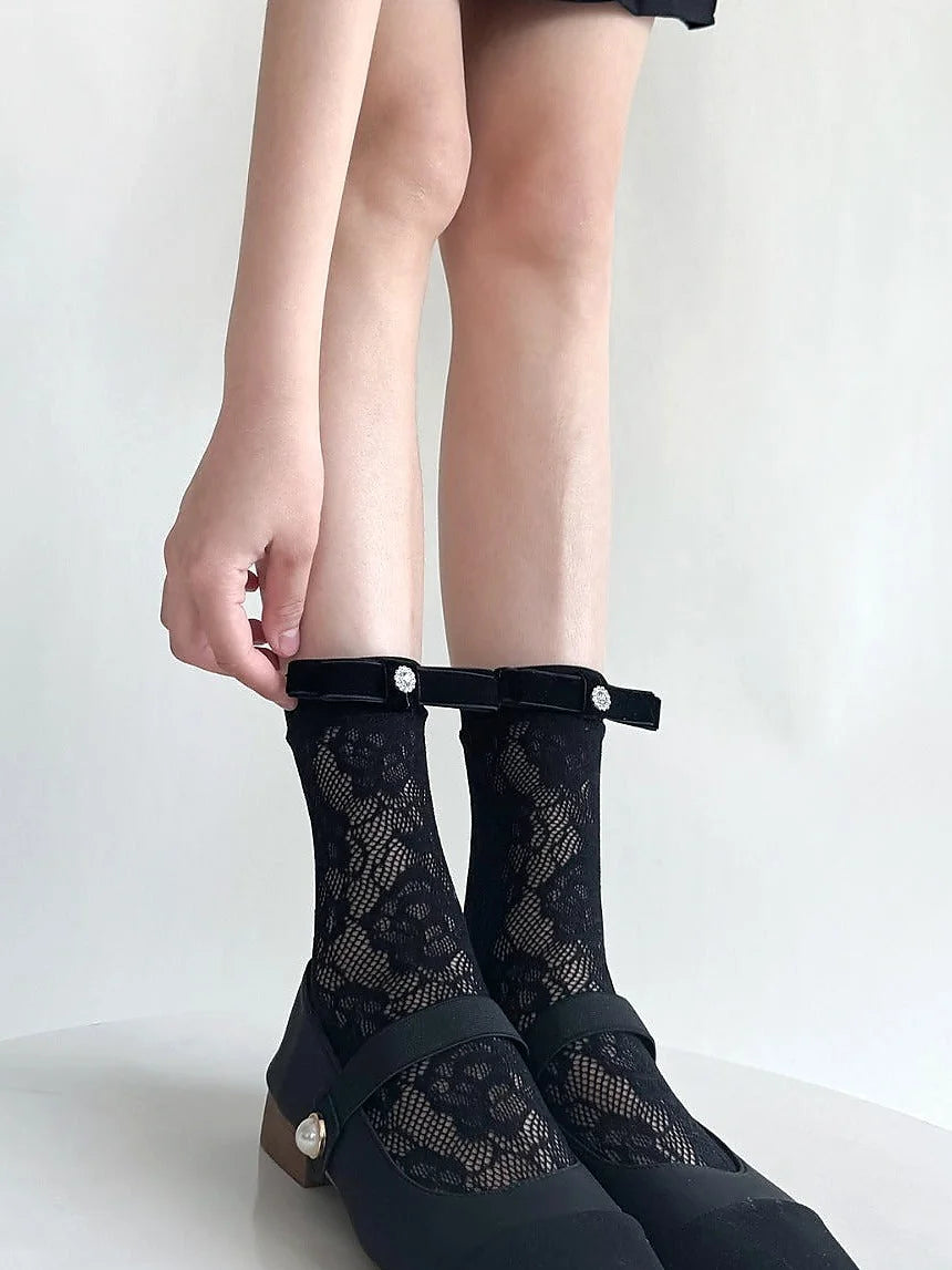Lace Ankle Socks with Bow Detail - Cream and Black